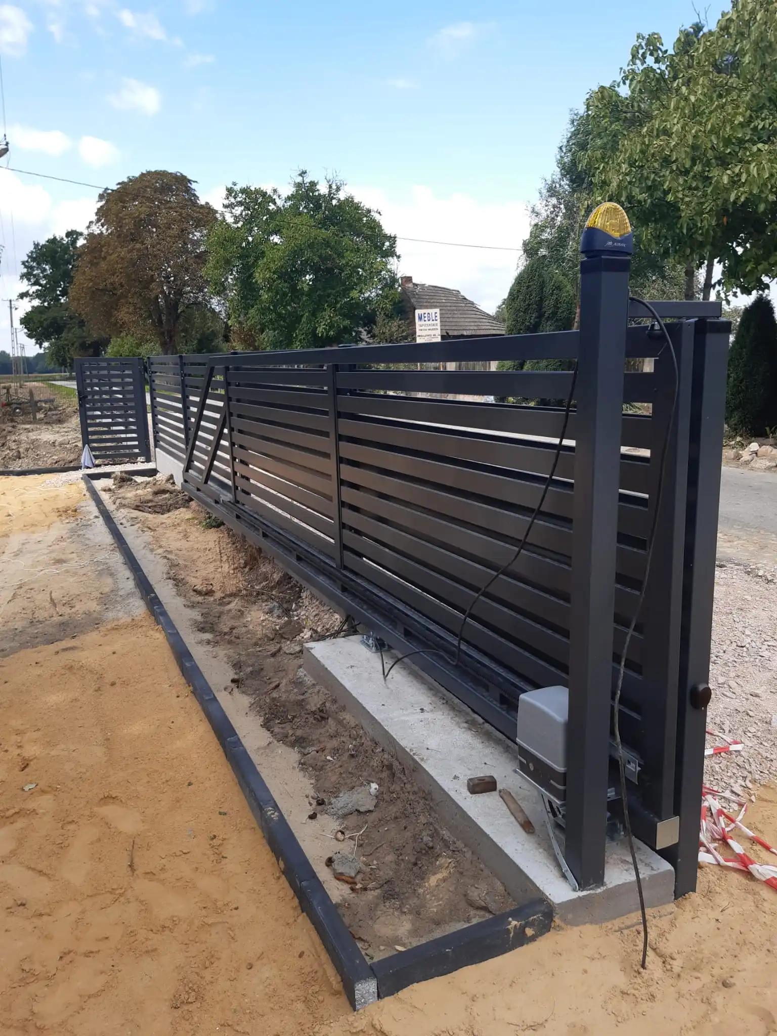 Bramy wjazdowe Mrągowo, nowoczesna palisadowa brama metalowa