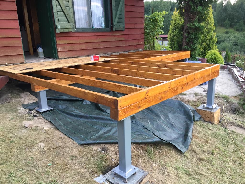 Kratownica tarasu drewnianego