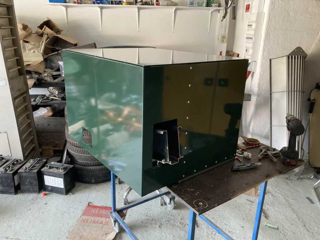 System zarządzania piłkami golfowym - zabudowa